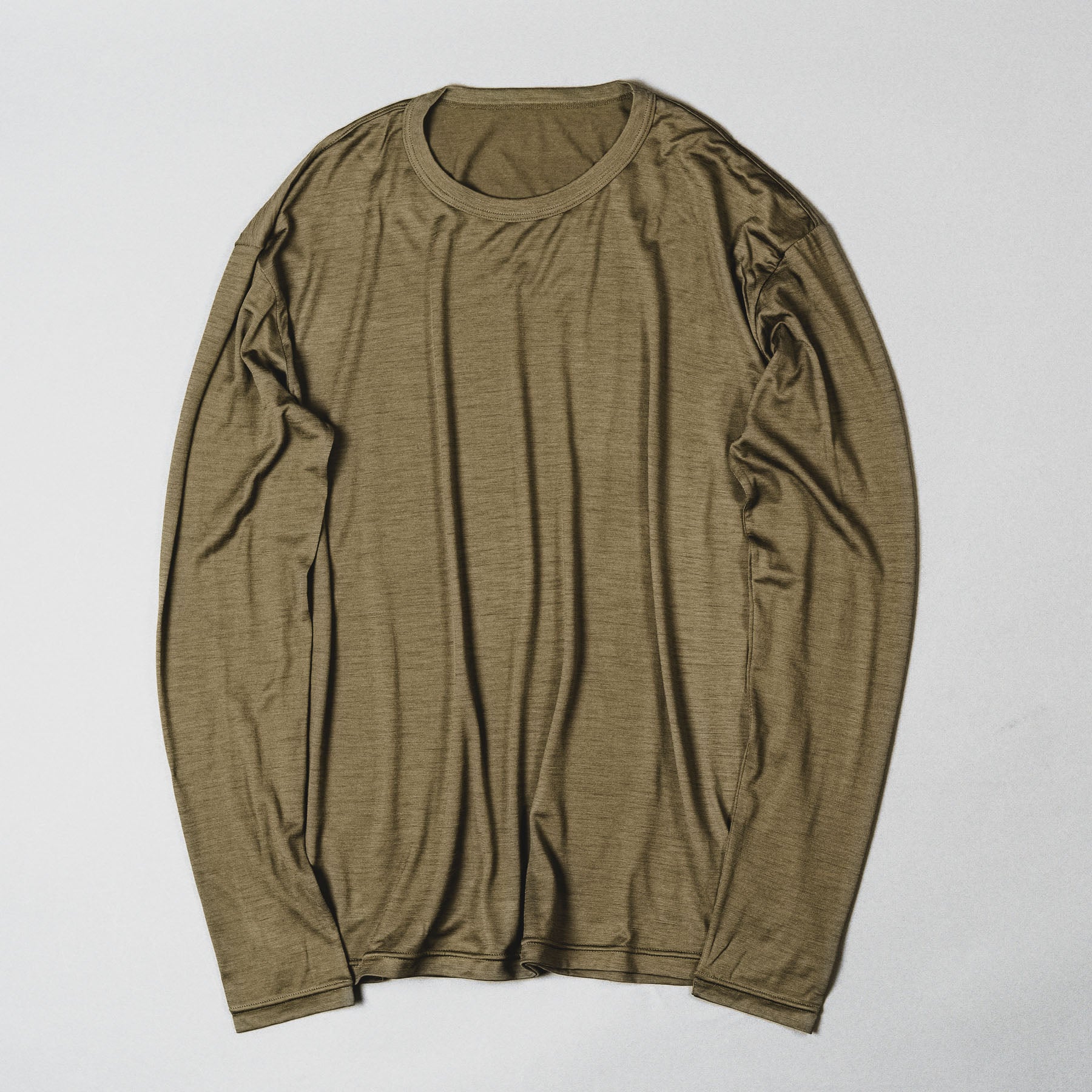ヒアネスSMOOTH WOOL T-SHIRT LONG SLEEVE Sサイズ HERENESS ヒアネスSMOOTH WOOL T-SHIRT LONG SLEEVE Sサイズ HERENESS